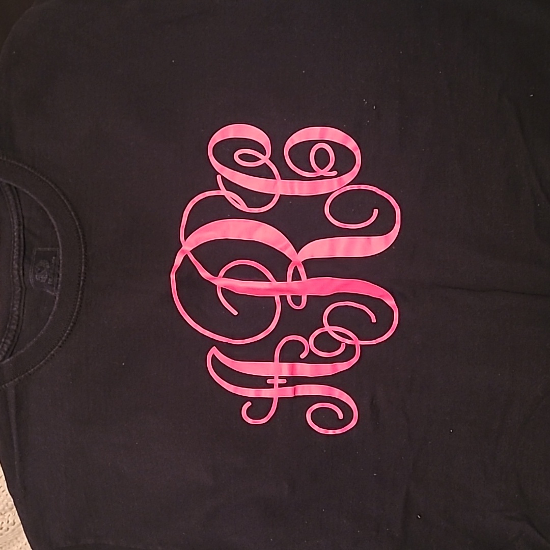 Custom Tee Initials Arc